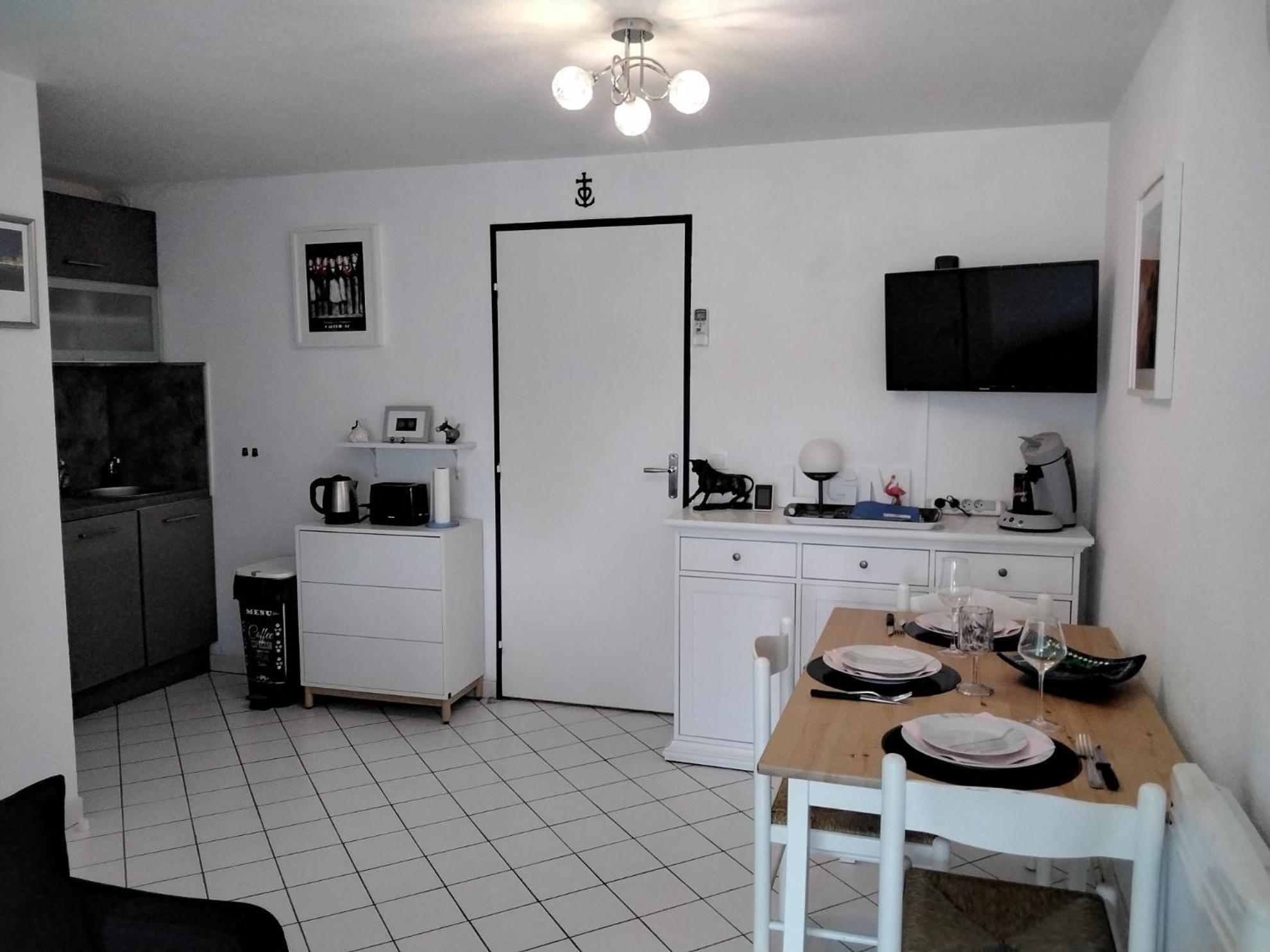 Vittoria Immobilier 1-Reglement Sur Place - Cheques Vacances Acceptes La Grande Motte Cameră foto